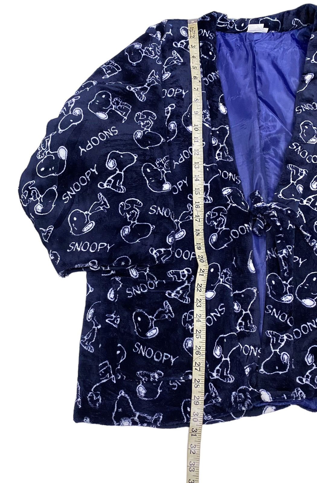 Komono Vtg Snoopy Velvet Kimono (M-L) Size US L / EU 52-54 / 3 - 12 Thumbnail