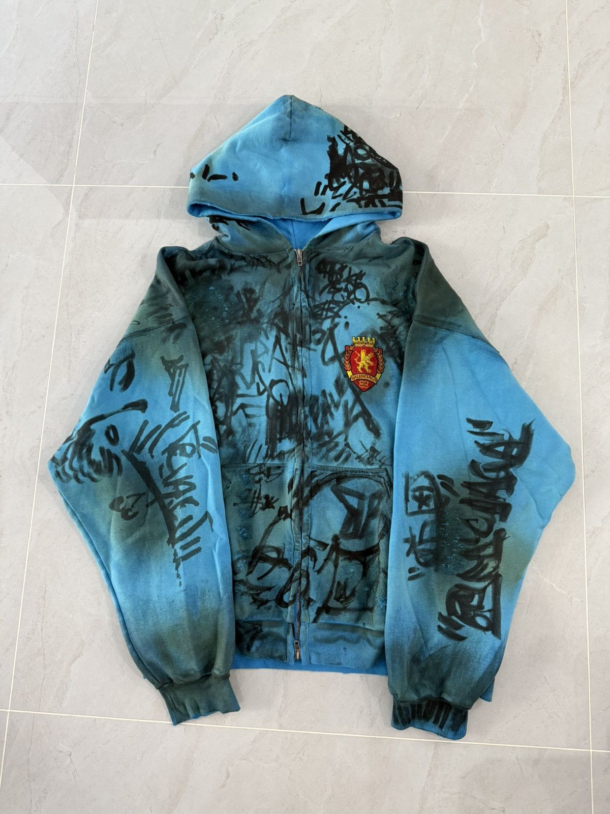 【BALENCIAGA】23SS SKATER ジップアップ BALENCIAGA - BALENCIAGA バレンシアガ 23SS Graffiti Skater