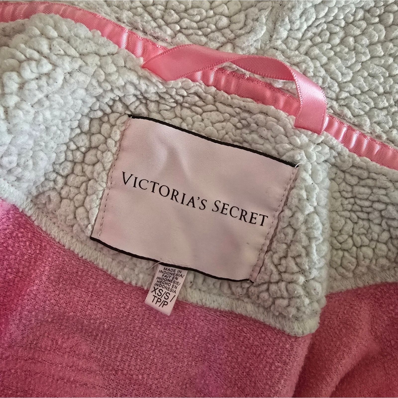 Victoria's Secret Pink White | VICTORIA SECRET | Long Sleeve Robe Size ONE SIZE - 3 Thumbnail