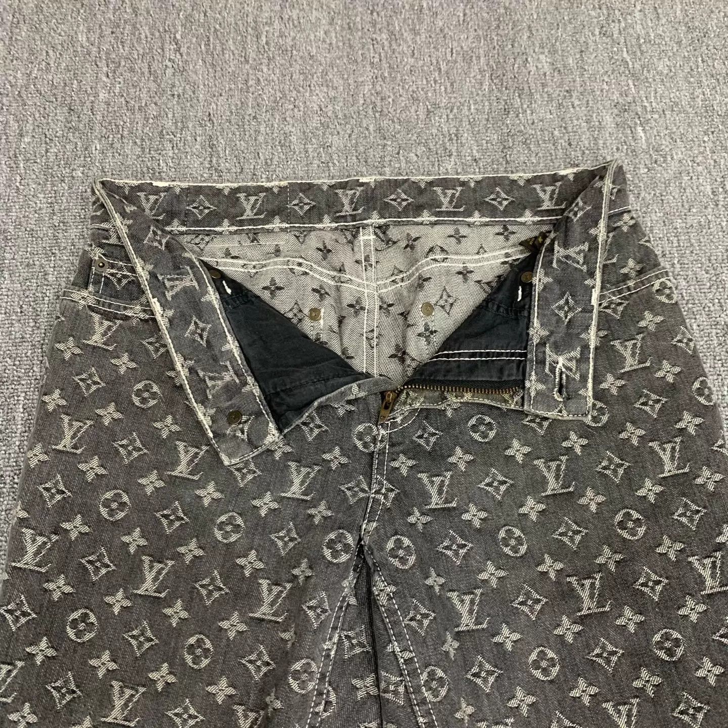 Louis Vuitton LV Monogram Black Denim Jeans 38 9/10 Size 27" / US 4 / IT 40 - 8 Thumbnail