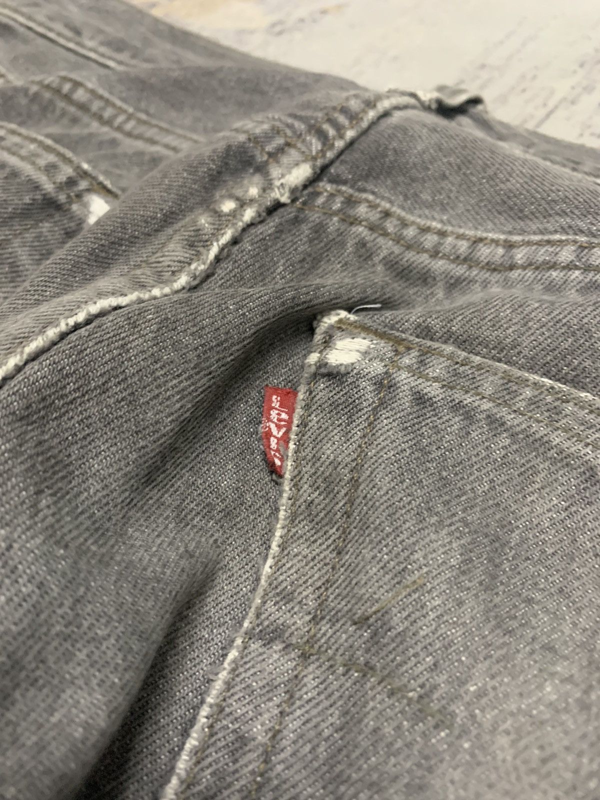 Levi's Vintage Levis 501 Distressed Denim Jeans USA W31x33 Size US 31 - 15 Thumbnail