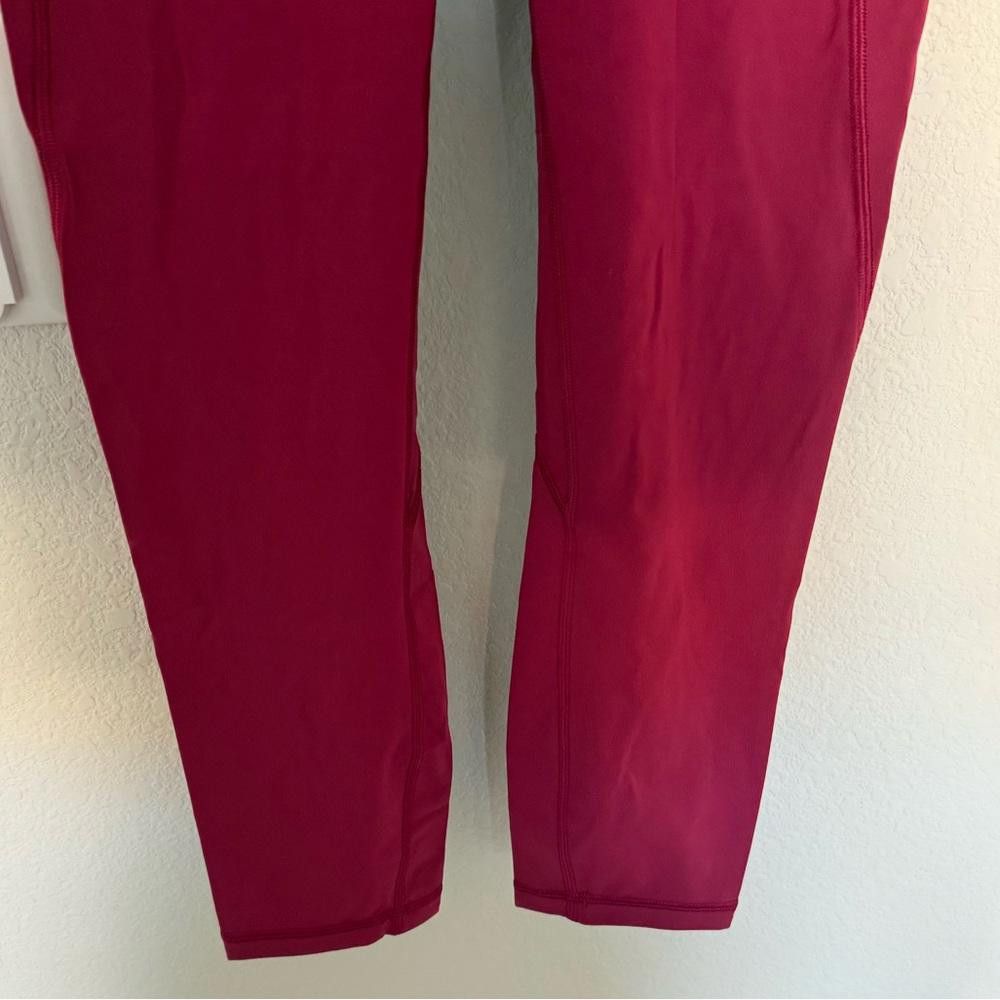 Lululemon Lululemon Time To Sweat Crop Legging Star Ruby Berry Pink 6 Size 28" / US 6 / IT 42 - 5 Thumbnail