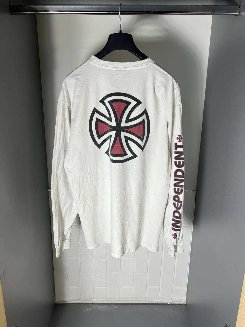 Independent Truck Co. VINTAGE INDEPENDENT COMPANY LONG SLEEVE RETRO Y2K SK8 90s Size US L / EU 52-54 / 3 - 1 Thumbnail