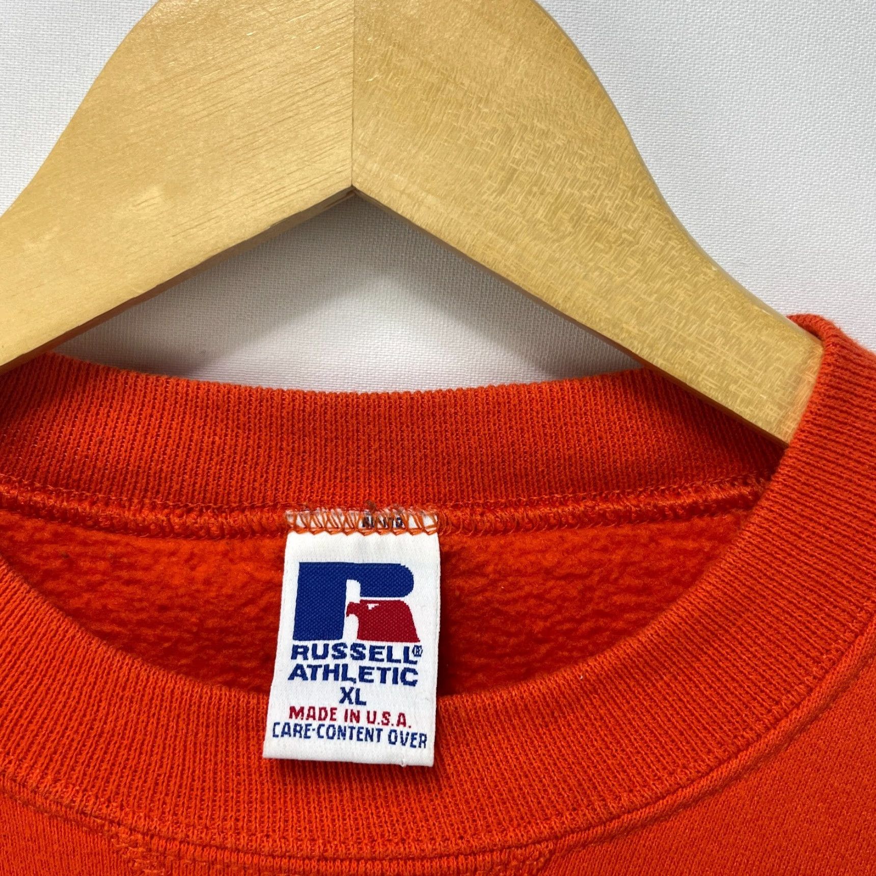Russell Athletic VINTAGE Russell Athletic Orange Sweatshirt XL Mens Pullover 90s Made in USA Size US XL / EU 56 / 4 - 5 Thumbnail
