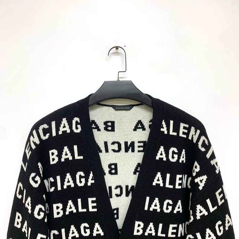 Balenciaga Balenciaga Black full-print logo knit cardigan sweater 2503 Size US M / EU 48-50 / 2 - 5 Thumbnail