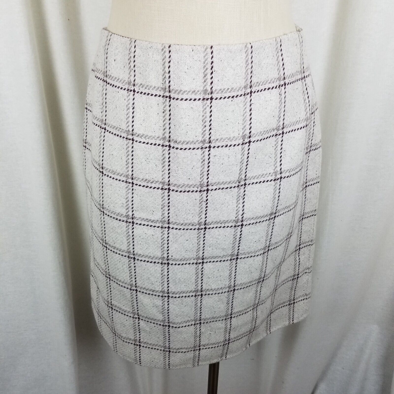 Ellen Tracy Linda Allard Ellen Tracy Plaid Tweed Angora Wool Skirt 10 Size 32" / US 10 / IT 46 - 1 Thumbnail