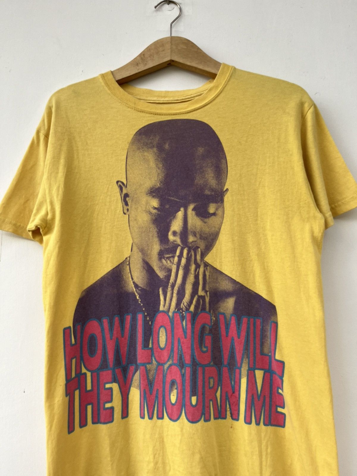Band Tees × Rap Tees Y2K TUPAC ‘HOW LONG WILL THEY MOURN ME’ RAP TEES Size US S / EU 44-46 / 1 - 1 Thumbnail