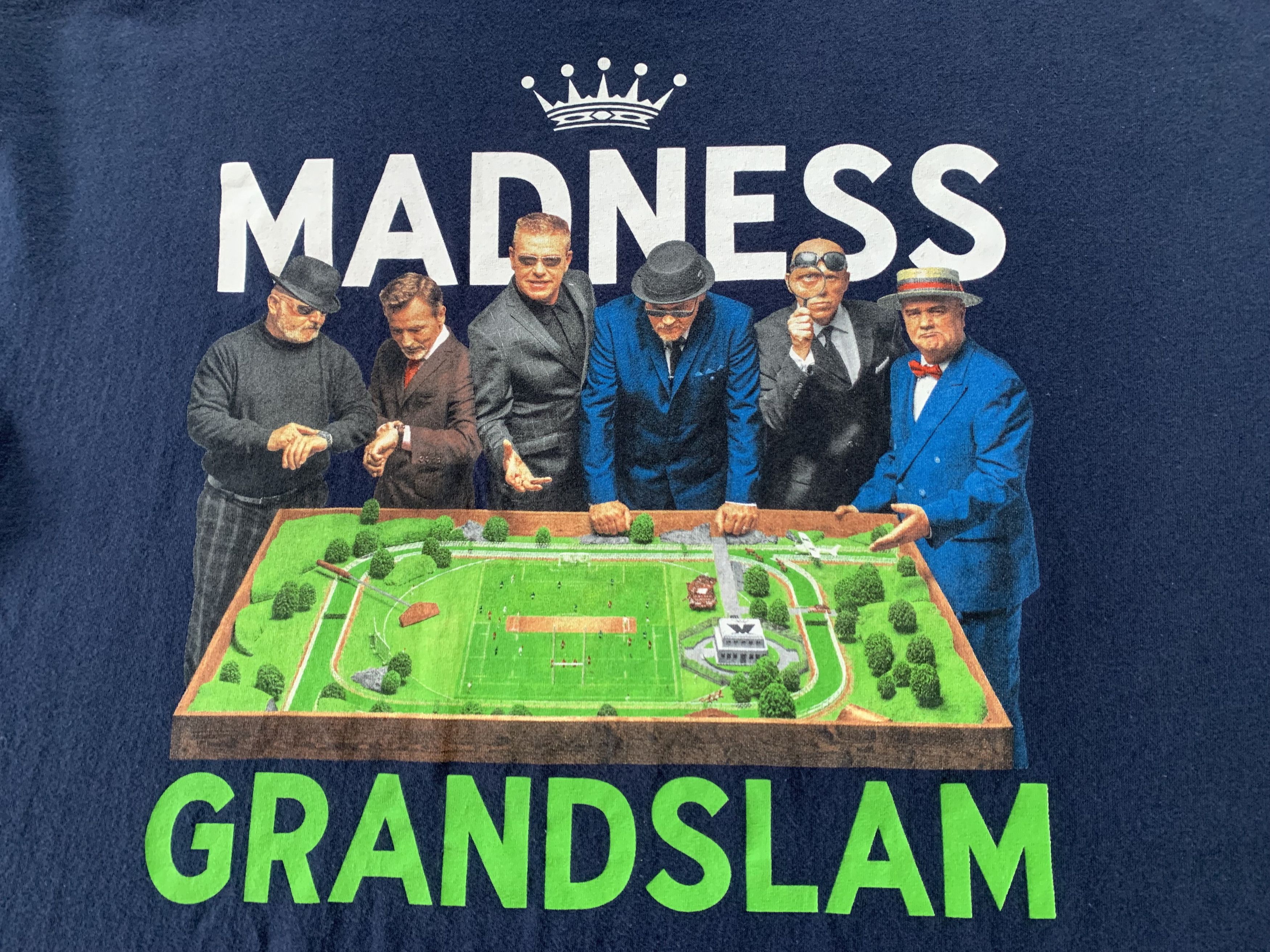 Band Tees × Gildan Rare Grandslam Madness Printed Tour T Shirt 2015 Size US XL / EU 56 / 4 - 5 Thumbnail