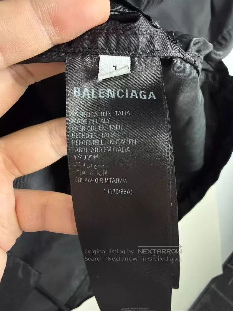 Balenciaga Balenciaga Black nylon 3B windbreaker Size US S / EU 44-46 / 1 - 3 Thumbnail