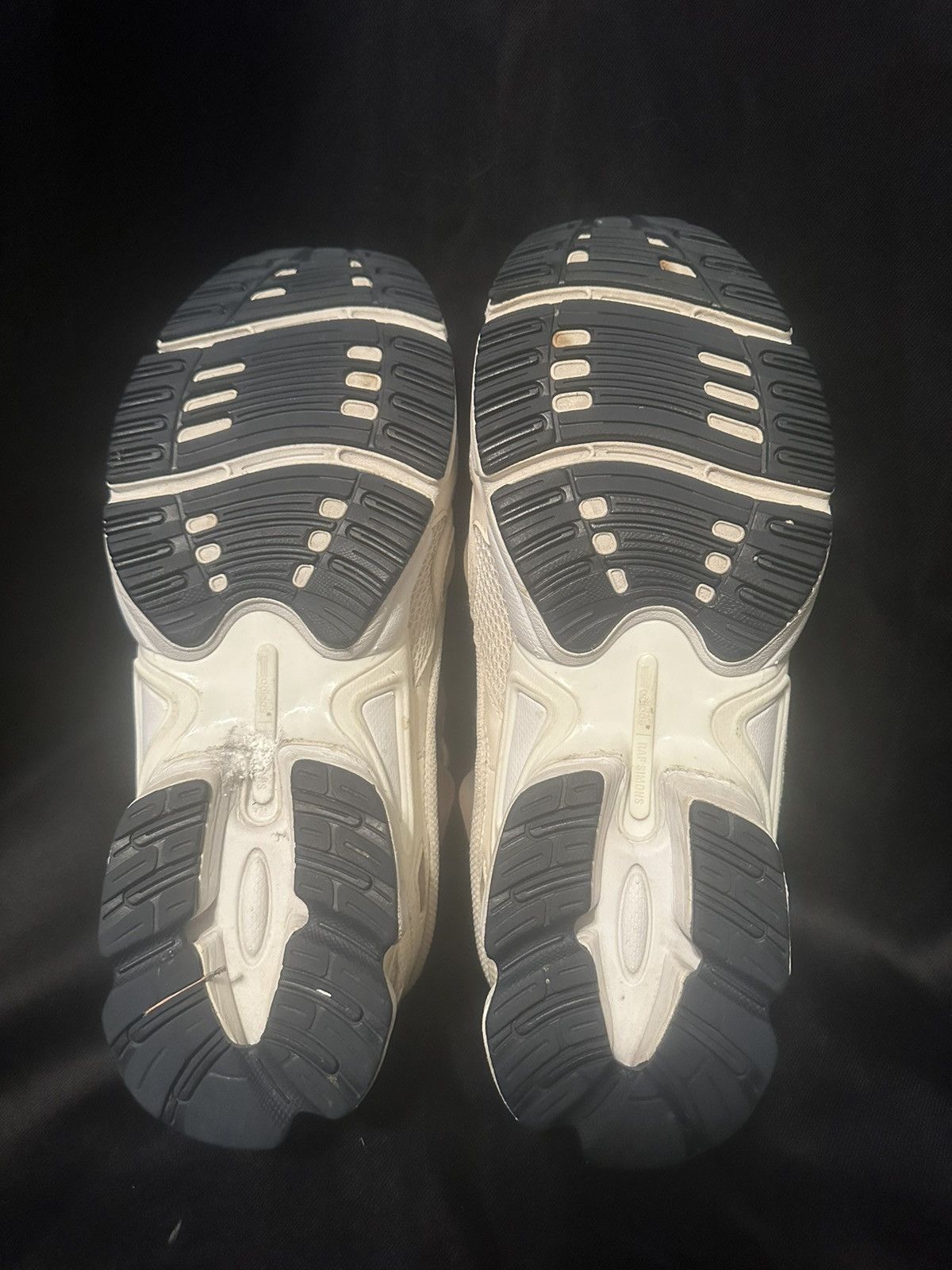 Raf Simons Raf Simons Ozweego 2 “ Chalk White “ Size US 10 / EU 43 - 11 Thumbnail