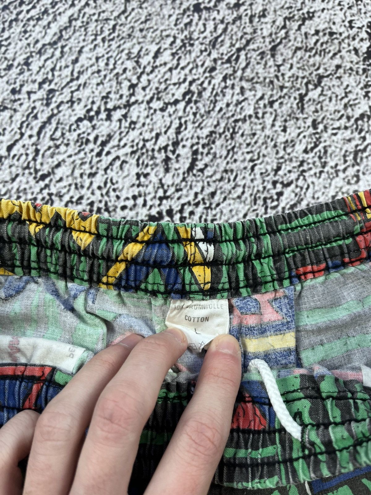 Vintage Vintage 90s art shorts streetwear Hawaiian style size L Size US 34 / EU 50 - 5 Thumbnail