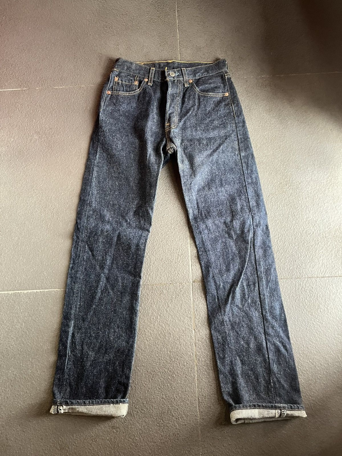 Vintage Levi’s 501xx 90’s Dark Blue USA W28 L36