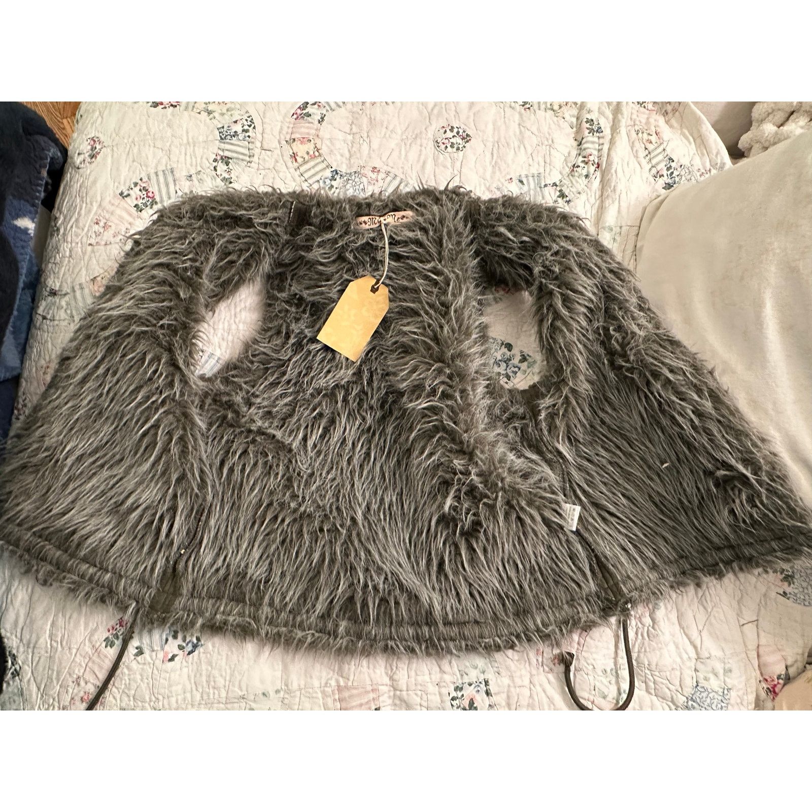 Miss Me Y2K NWT EMBELLISHED FAUX FUR SUEDE PENNY LANE VEST Size S / US 4 / IT 40 - 7 Thumbnail