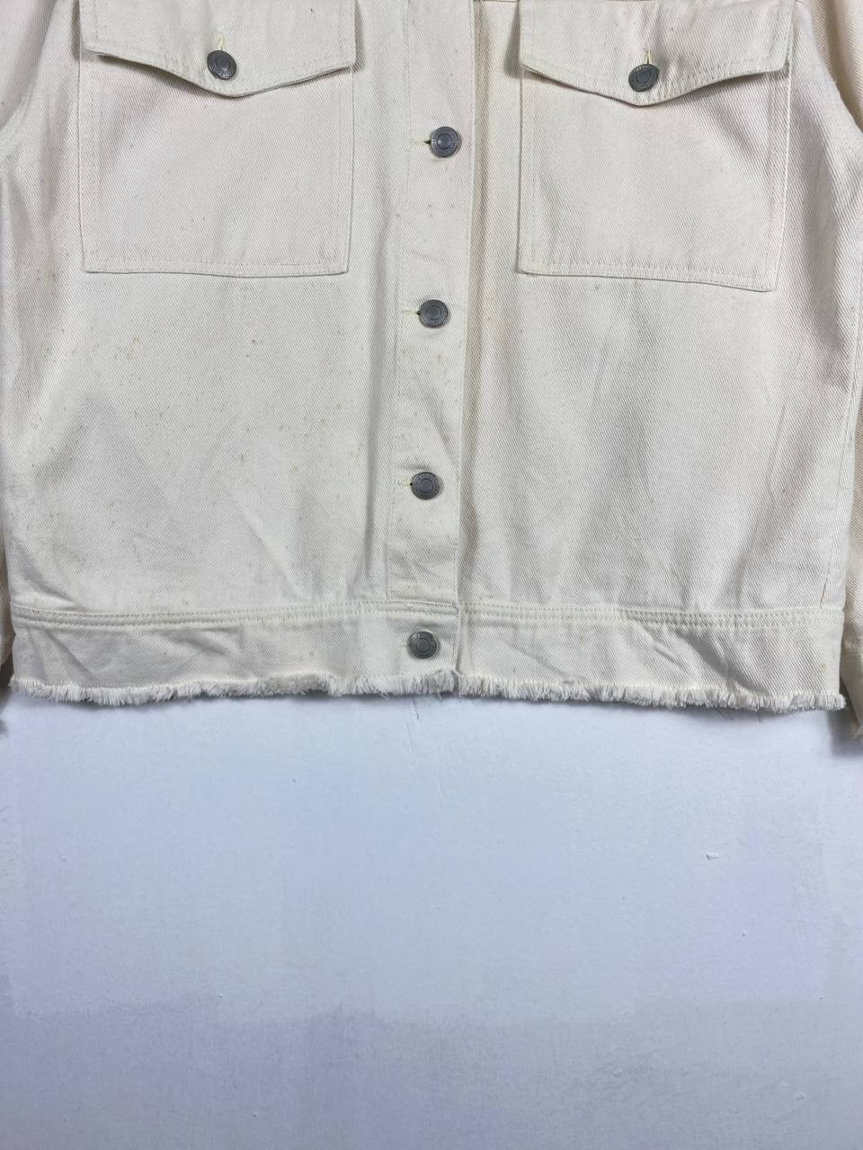 Japanese Brand japanese brand white denim jacket nice design Size US M / EU 48-50 / 2 - 4 Thumbnail