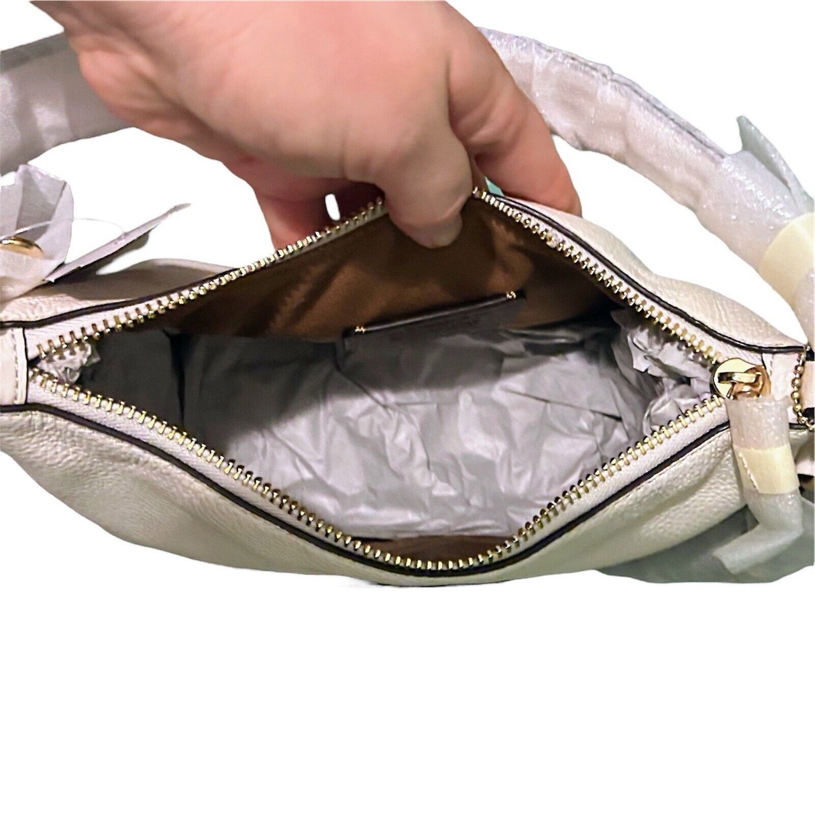 Coach Coach Dempsey Shoulder Bag Chalk Pebble Leather Patch C2829 Size ONE SIZE - 4 Thumbnail