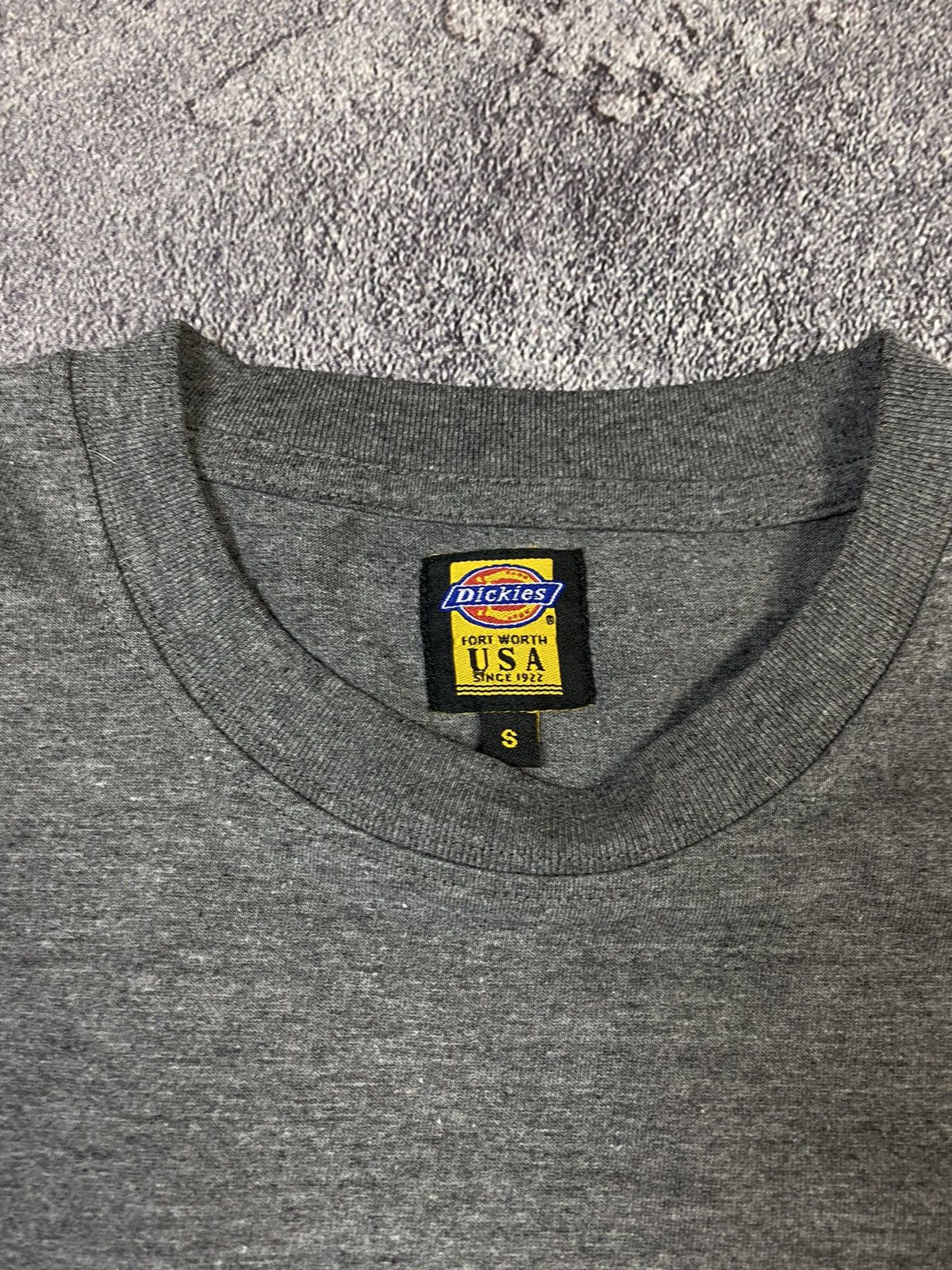 Dickies Vintage 90s Dickies Jeans USA Skatewear T-shirt Y2K Size US M / EU 48-50 / 2 - 4 Thumbnail