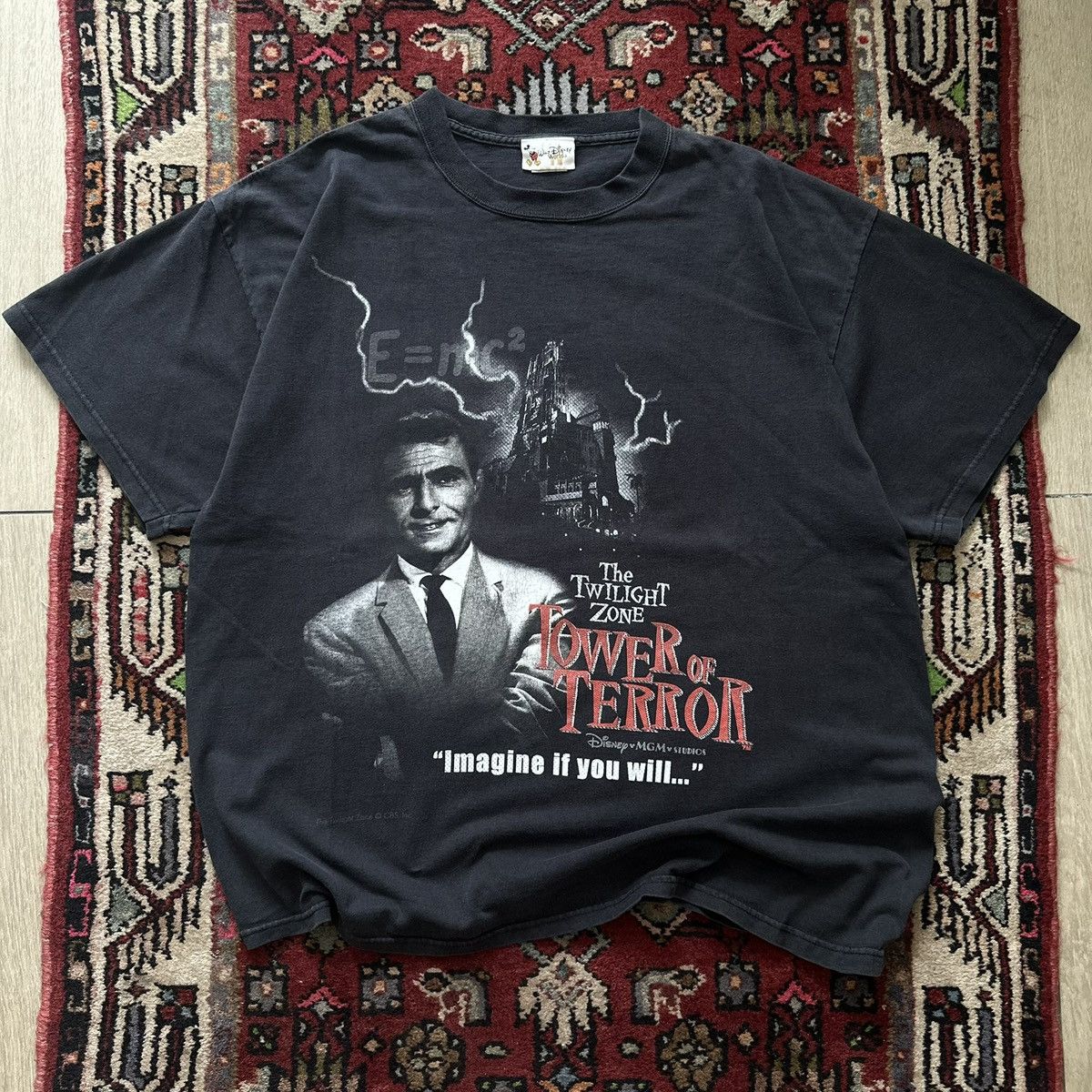 Vintage 90s Twilight Zone Tower of Terror Disney MGM Studios T-Shirt Size US XL / EU 56 / 4 - 1 Thumbnail