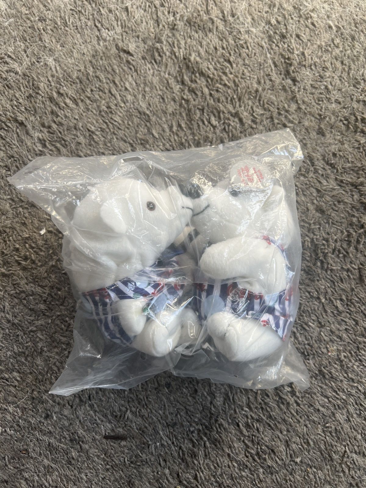 Coca Cola 1998 Coca-Cola Polar Bears Kissing Bean Bag Plush Size ONE SIZE - 1 Thumbnail