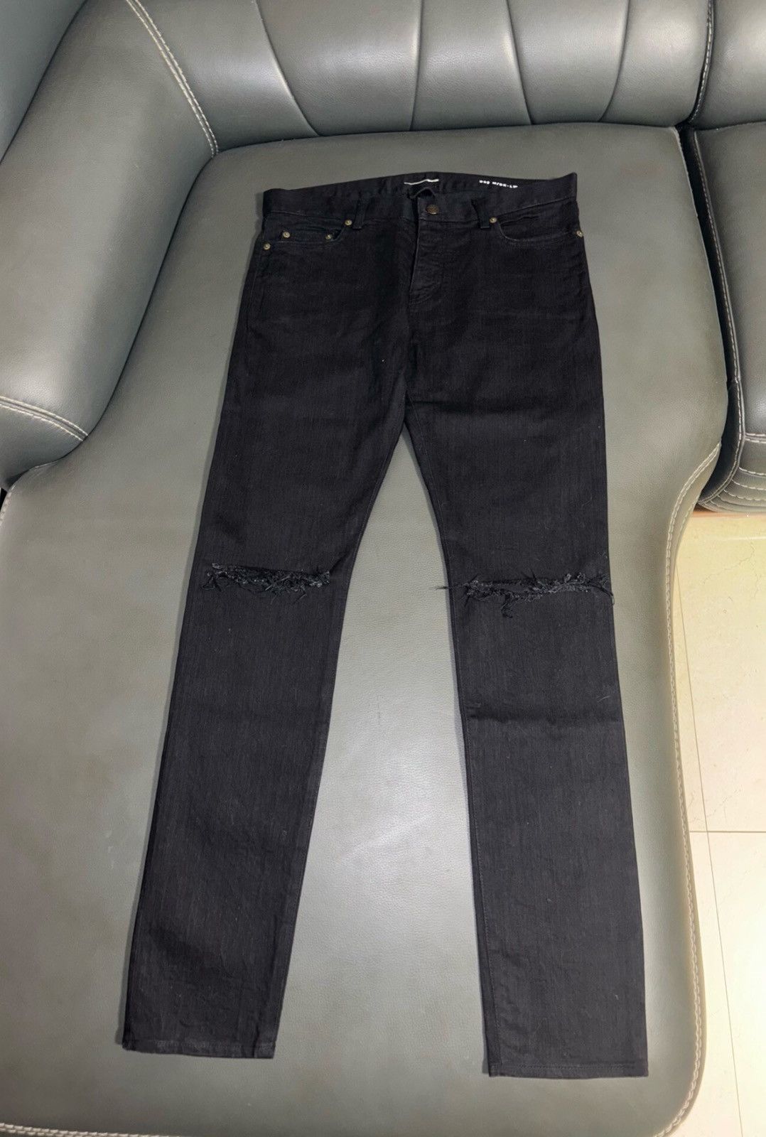 Saint Laurent Paris Saint Laurent SLP 2016SS Double Knee Slashed Jeans Size US 33 - 1 Thumbnail