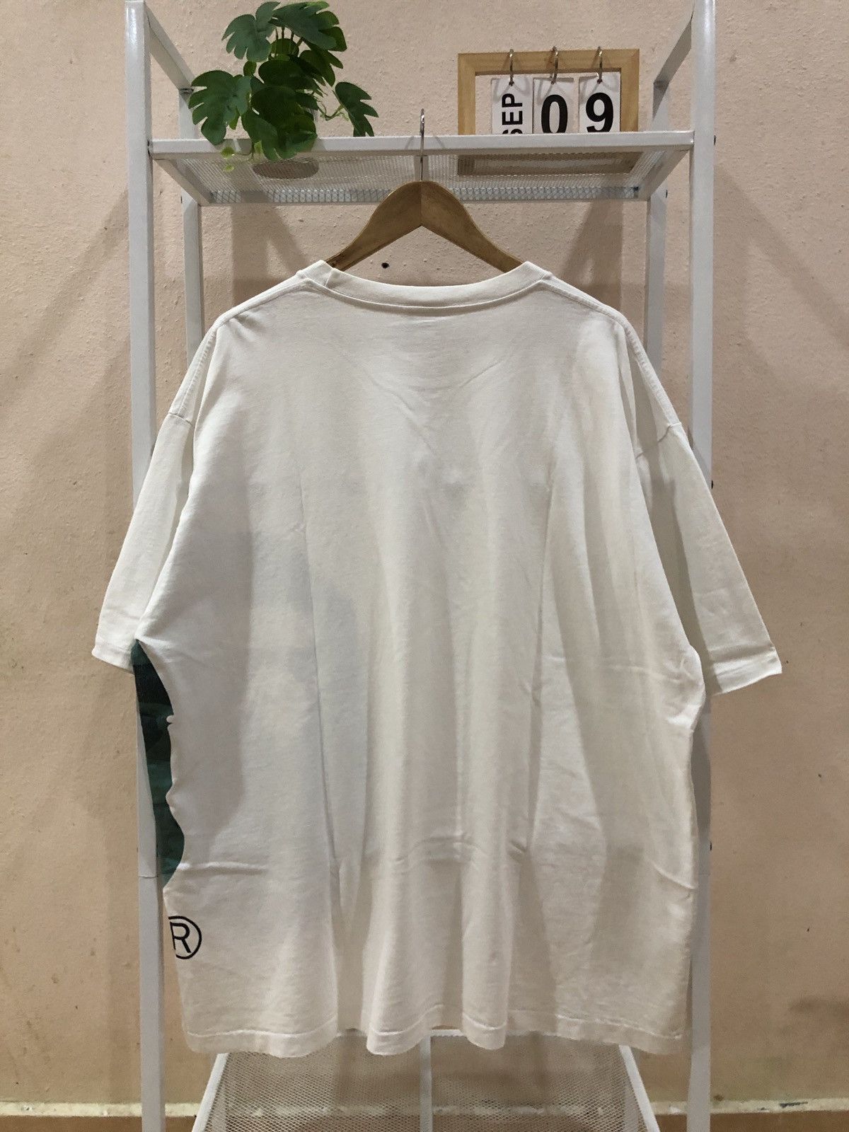 Bape Bape Green Colour Camo Side Big Ape Head Relaxed Tshirts Size US XXL / EU 58 / 5 - 2 Thumbnail