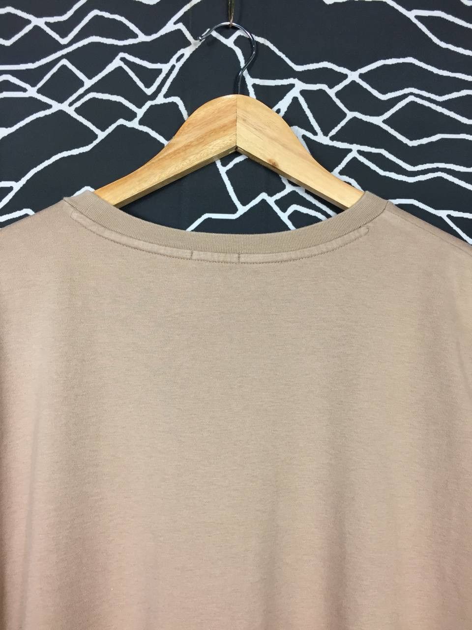 GU × Japanese Brand GU Crew Neck Plain Casual Oversized Tee Size US L / EU 52-54 / 3 - 6 Thumbnail