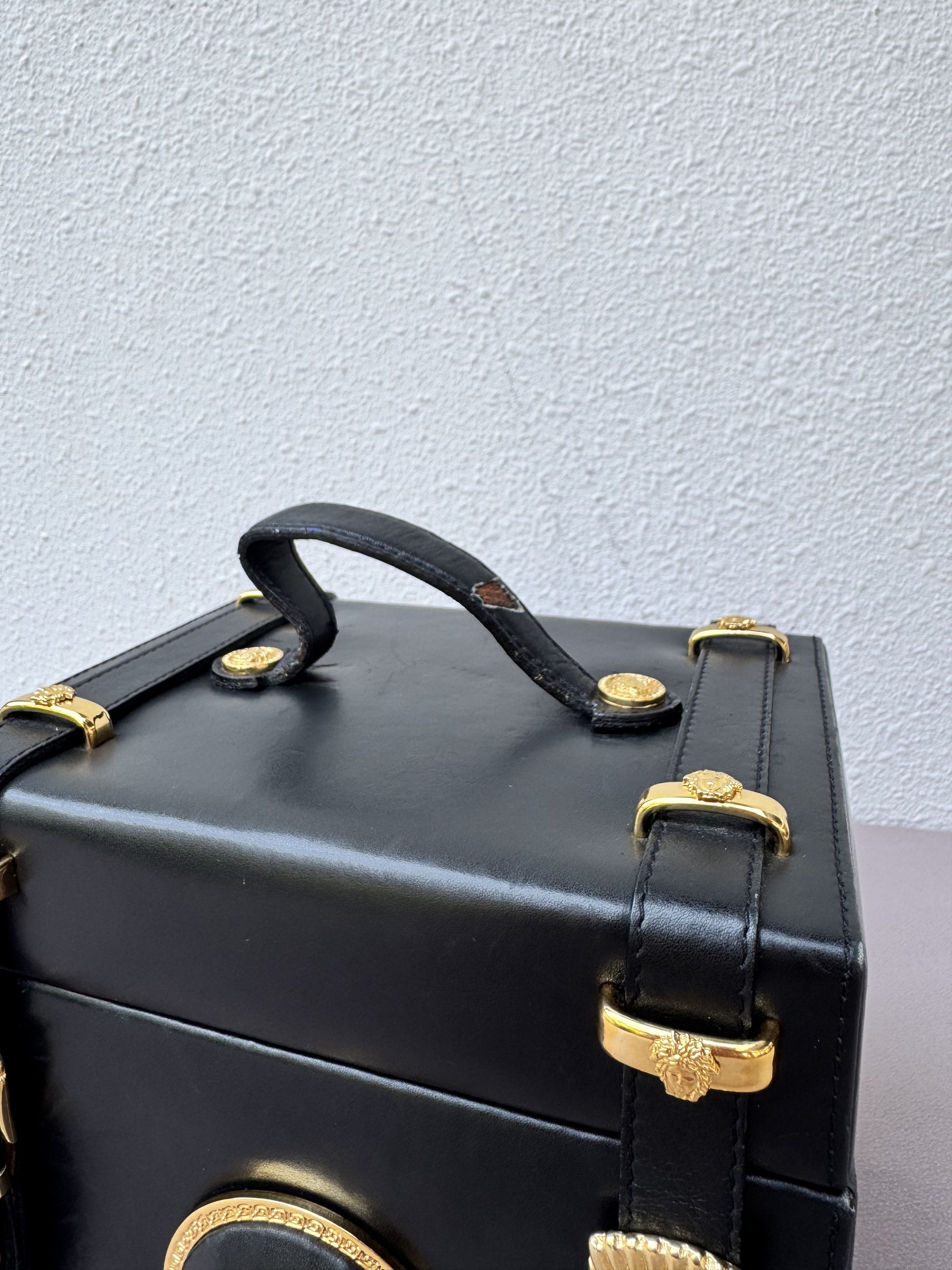 Versace Gianni Versace Couture Medusa Vanity Bag Size ONE SIZE - 7 Thumbnail
