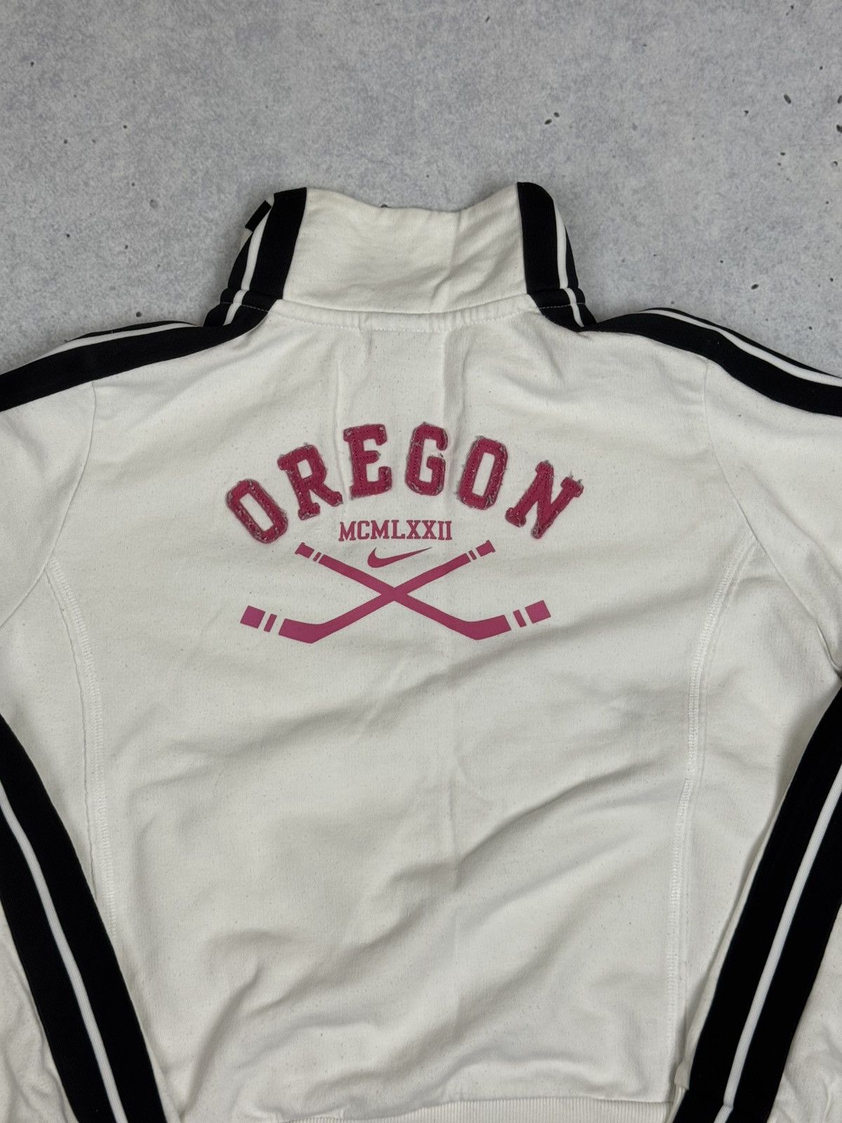 Nike Vintage Nike Small Swoosh Oregon Zip Hoodie Y2K Size M / US 6-8 / IT 42-44 - 4 Thumbnail
