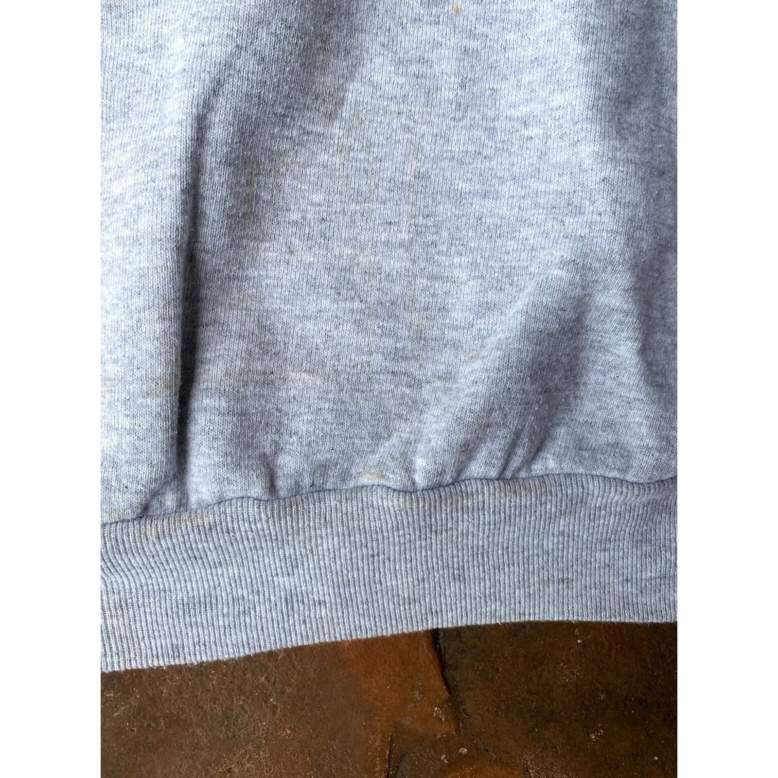 Spell VINTAGE London England Crewneck Sweatshirt Large Gray USA Embroidered Size US L / EU 52-54 / 3 - 6 Thumbnail