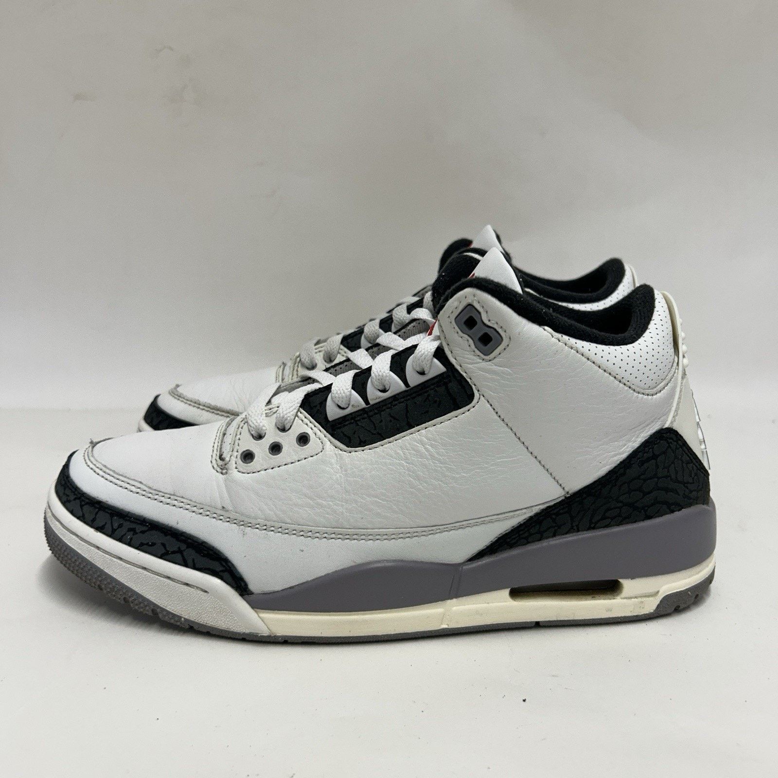 Nike Nike Air Jordan 3 Retro “Cement Grey White Fire Red” Size US 9 / EU 42 - 6 Thumbnail