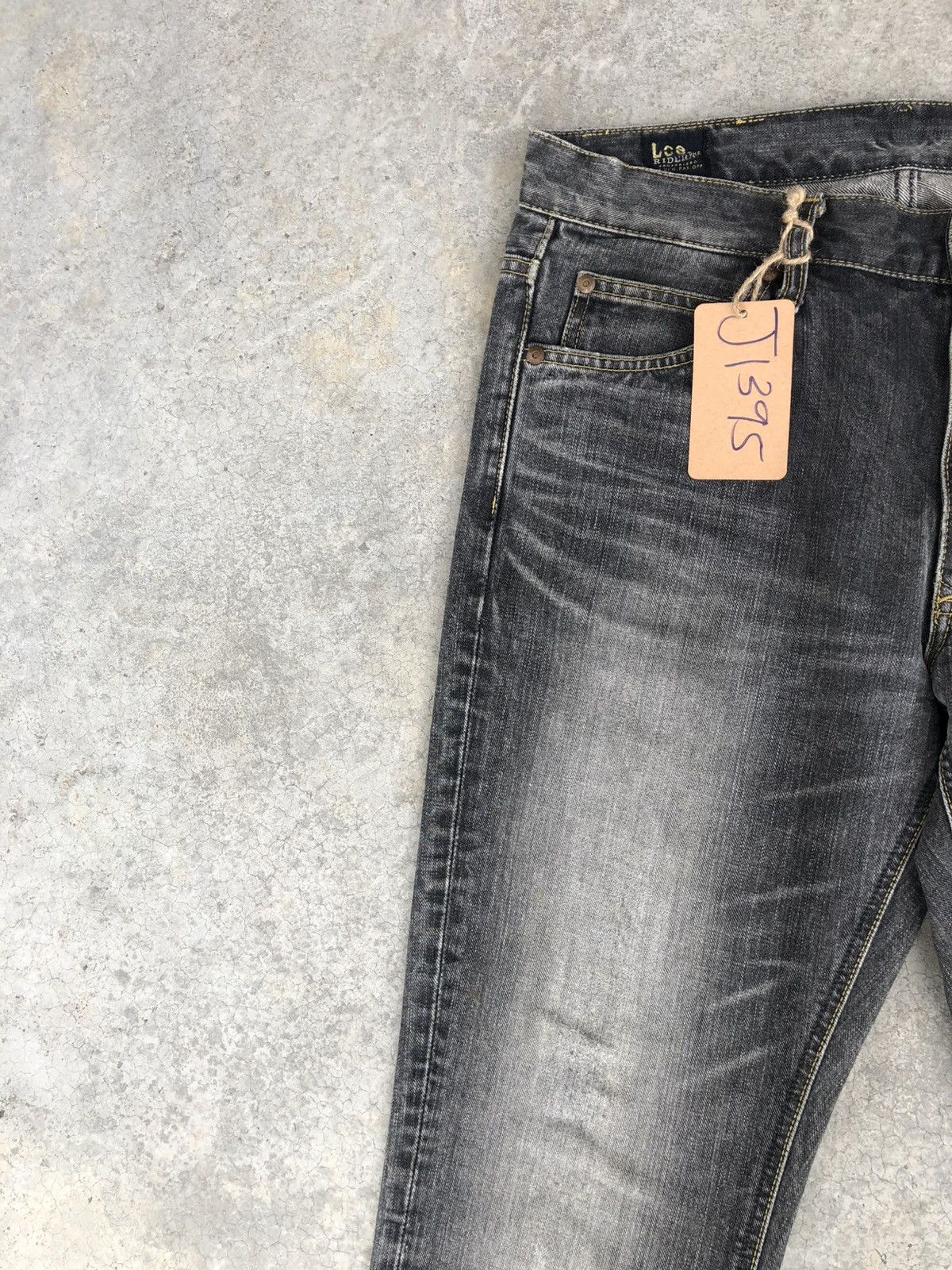 If Six Was Nine Lee Flared Jeans Bootcut Distressed Jeans Size US 33 - 4 Thumbnail