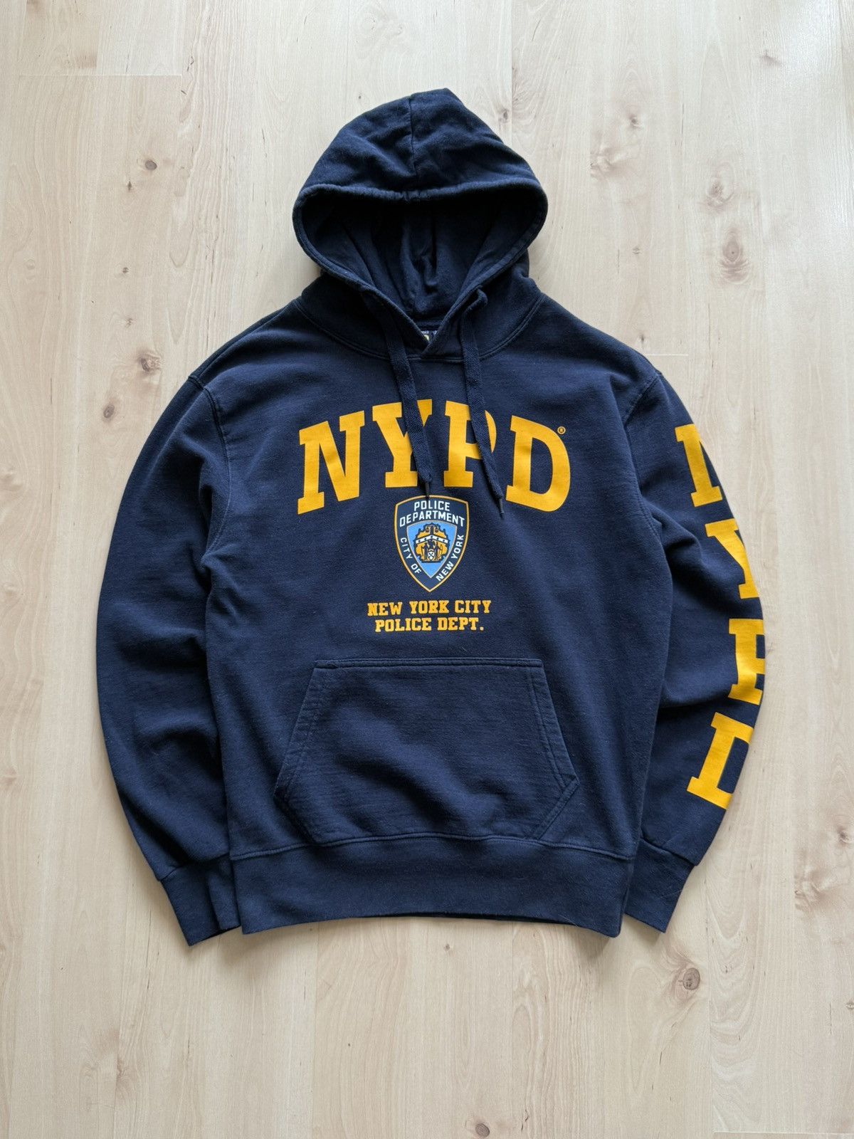 Vintage NYPD New York City Police Dept. Y2K vintage logo hoodie Size US S / EU 44-46 / 1 - 1 Thumbnail