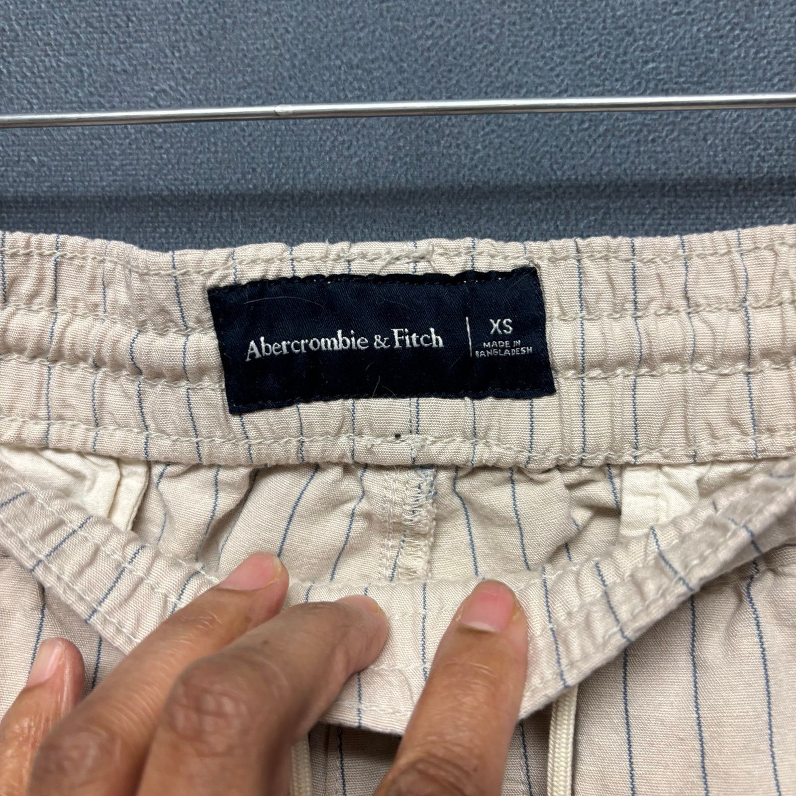 Abercrombie & Fitch Abercrombie & Fitch Linen Blend Shorts Summer Pin Striped XS Size US 29 - 3 Thumbnail