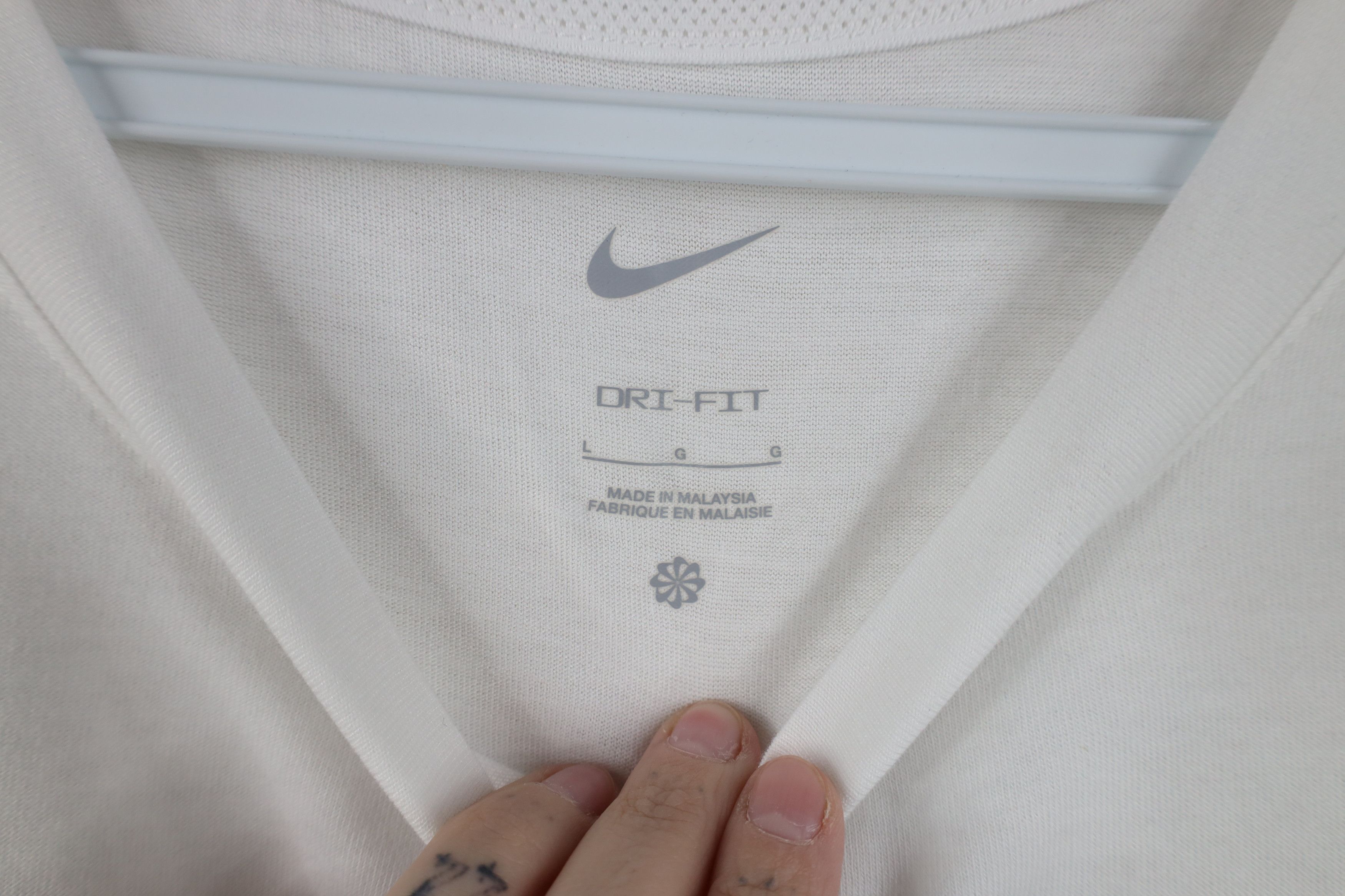 Nike Nike Issued University of Toledo Rockets Long Sleeve T-Shirt Size US L / EU 52-54 / 3 - 8 Thumbnail