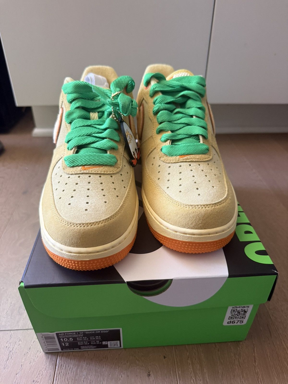 Nike Size 10.5 - NIKE AIR FORCE 1 DOAF OREGON EGG OR DUCK PE Size US 10.5 / EU 43-44 - 1 Thumbnail