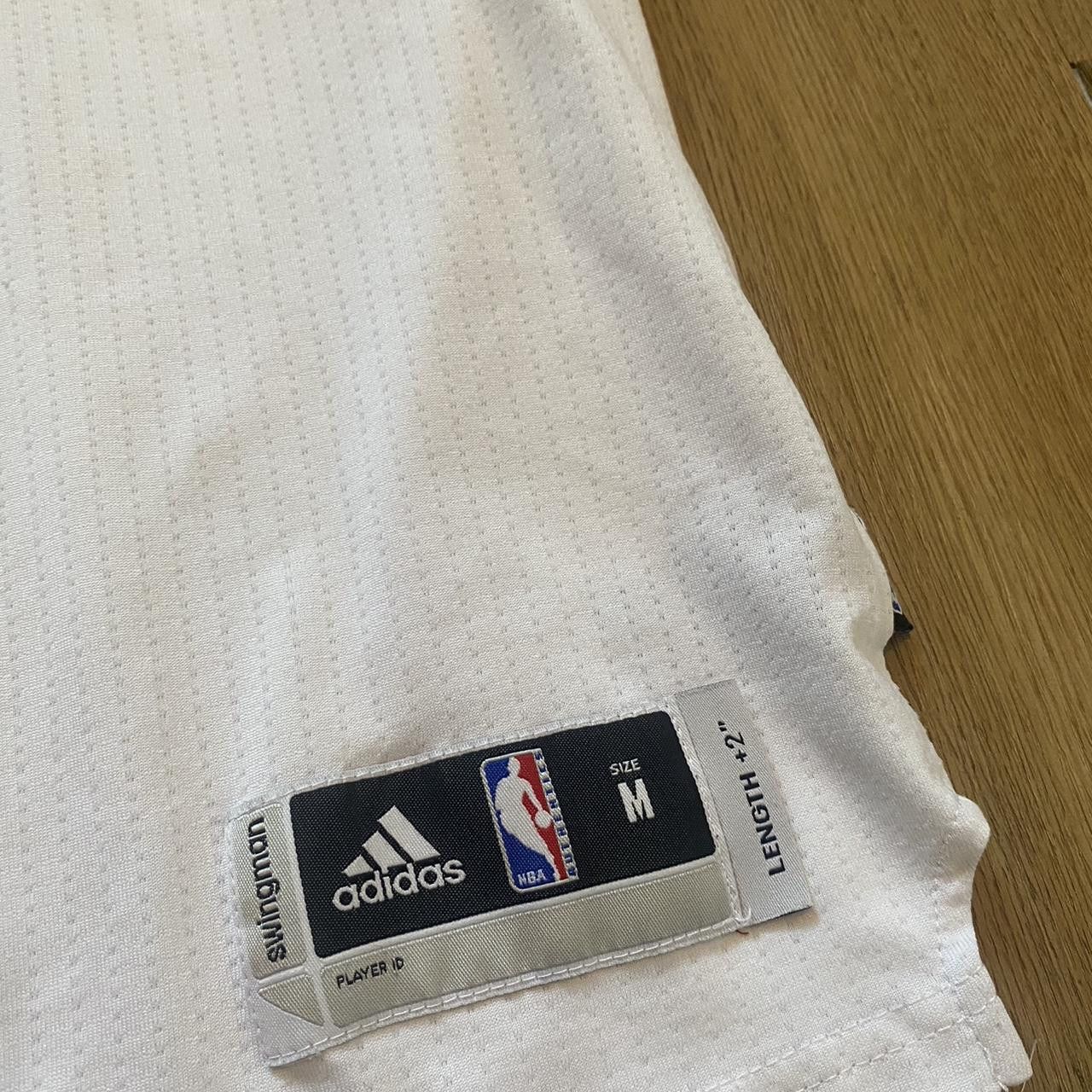 Adidas Chicago Bulls Derrick Rose Basketball NBA jersey Size US M / EU 48-50 / 2 - 5 Thumbnail