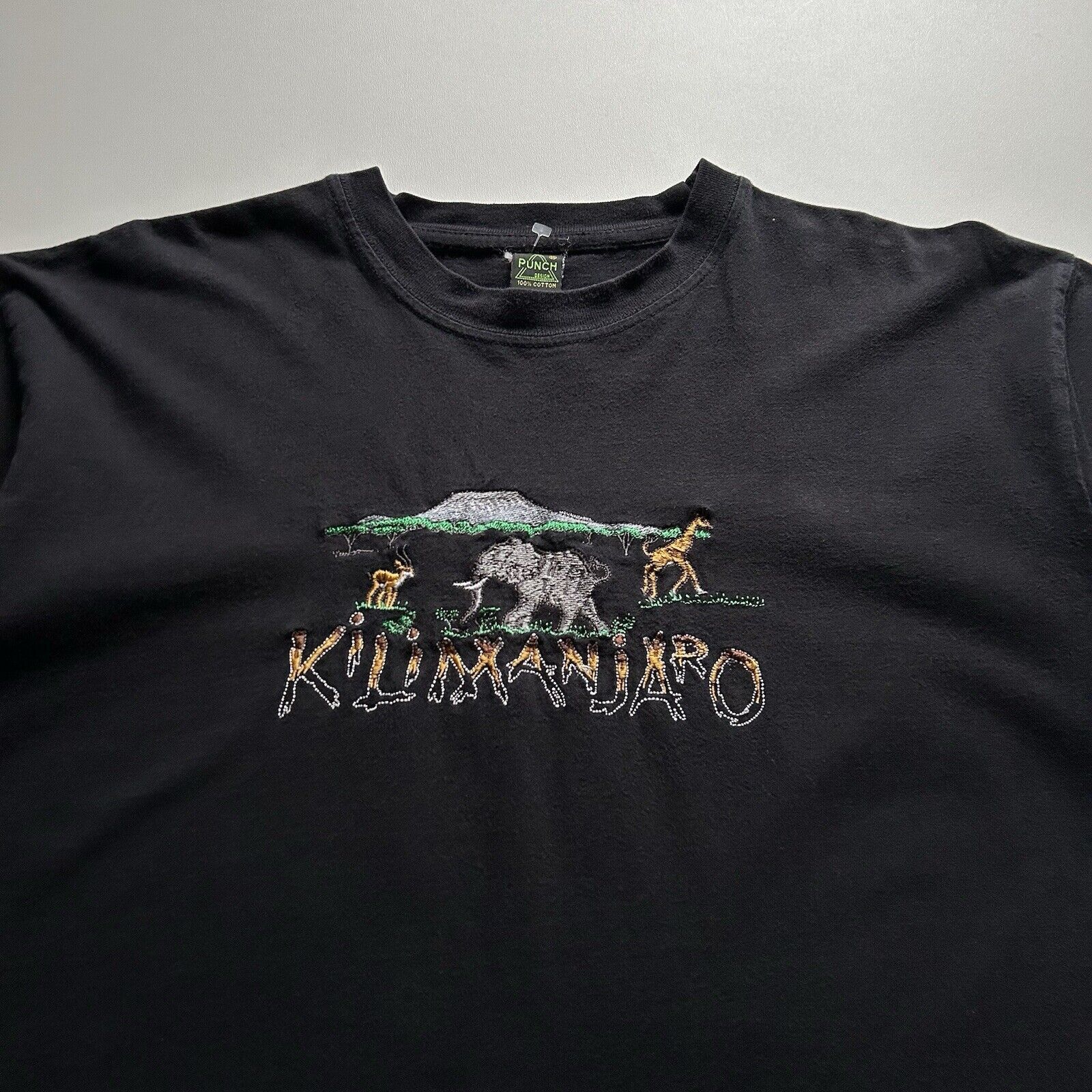Vintage Vintage Y2K Kilimanjaro Africa Animal Art T Shirt XL Black Size US XL / EU 56 / 4 - 2 Thumbnail