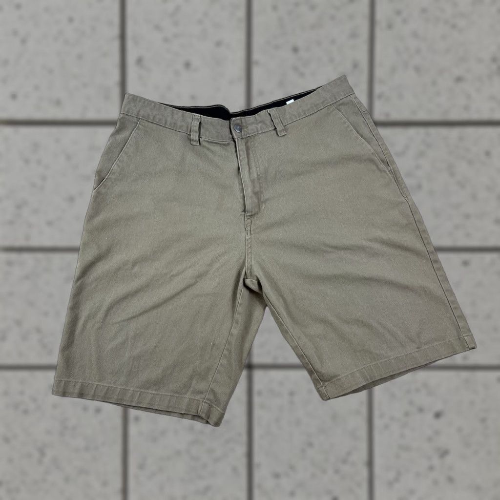 Volcom Volcom Mens Stone Surf Skate Shorts Brown 38 Chino Cotton Regular Size 38 Mens Good Condition Size US 38 / EU 54 - 1 Thumbnail