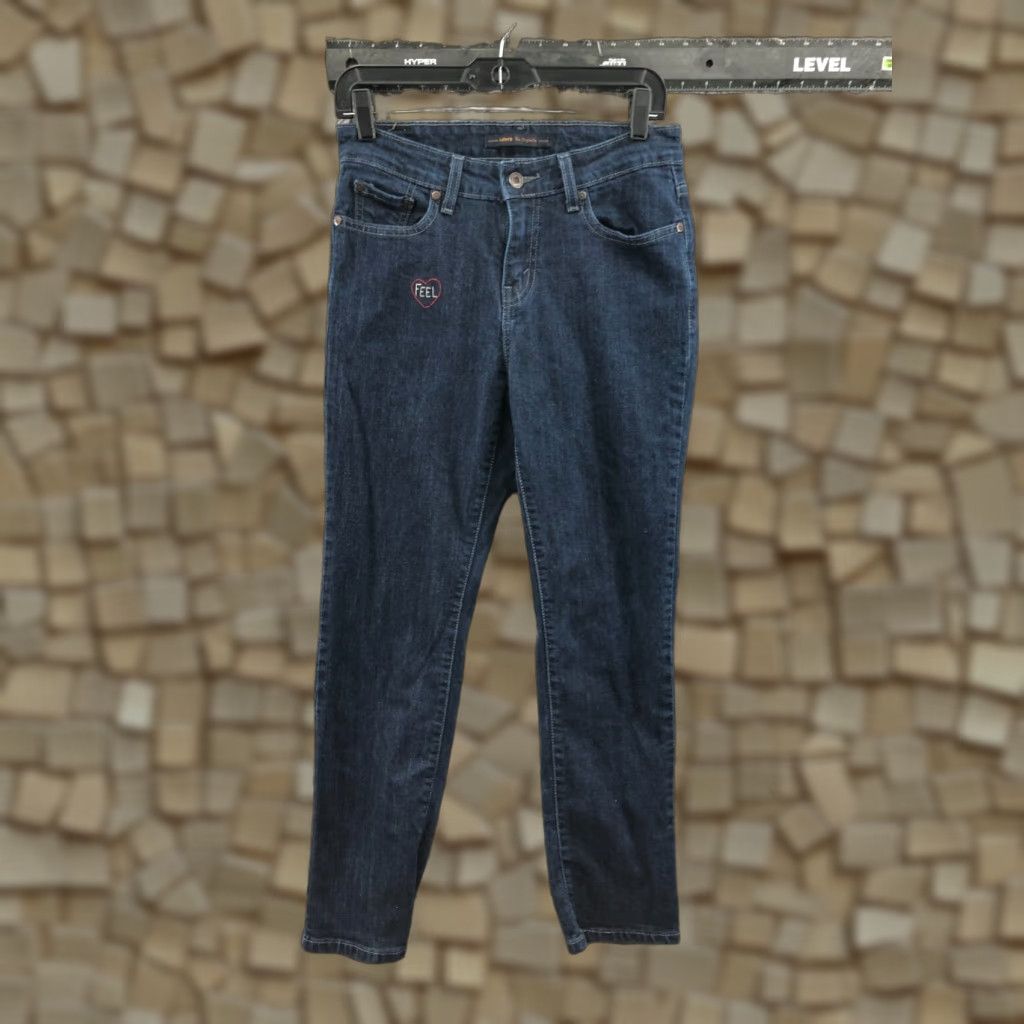 Levi's Levi's Jeans Skinny Womens Size 8 Dark Wash Blue Mid Rise 5-Pocket Denim Size 30" / US 8 / IT 44 - 1 Thumbnail