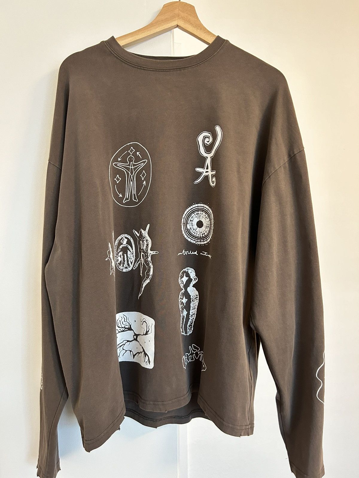 Untitled Artworks Untitled Artwork archeology longsleeve Size US S / EU 44-46 / 1 - 1 Thumbnail