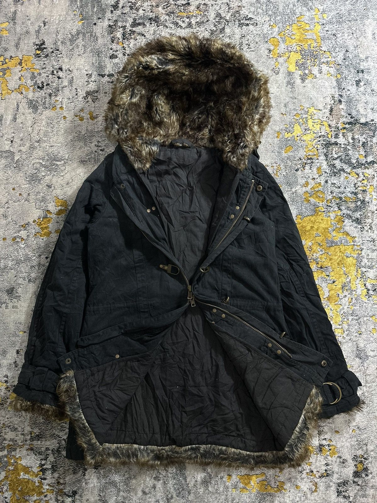 If Six Was Nine 2000s PUNK PADLOCK FAUX FUR APOCALYPSE JACKET LGB STYLE Size US M / EU 48-50 / 2 - 4 Thumbnail