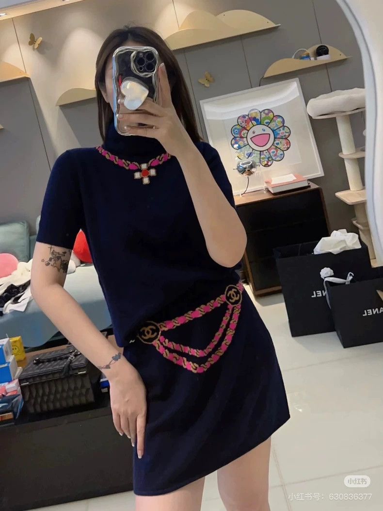 Chanel Chanel Blue high-necked knitwear 2504-Nextarrow Size XS / US 0-2 / IT 36-38 - 7 Thumbnail