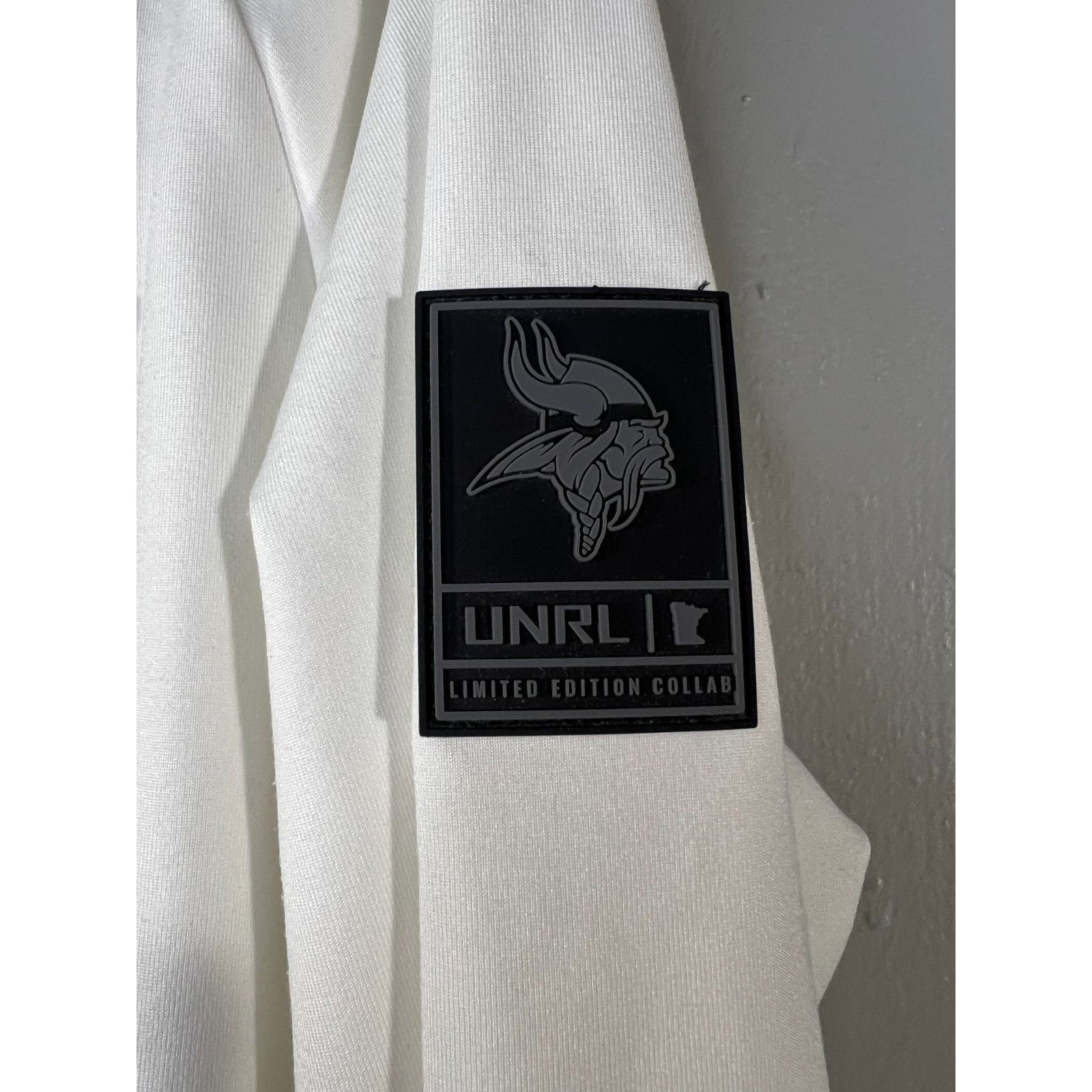 Other UNRL x Minnesota Vikings Crossover Hoodie No. 6 Whiteout Edi Size US XXL / EU 58 / 5 - 6 Thumbnail