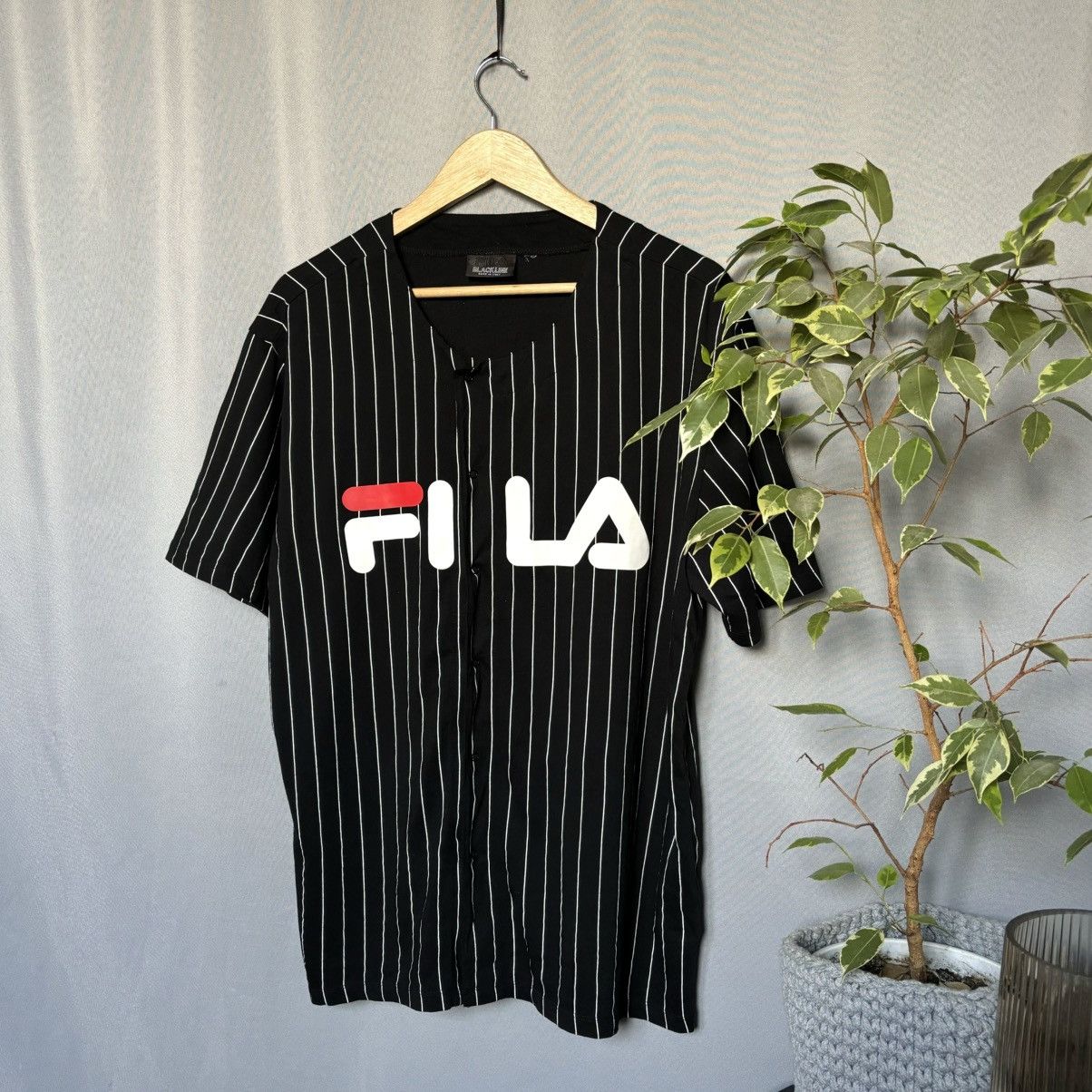 Fila Fila Black Label tee t-shirt black large streetwear Size US L / EU 52-54 / 3 - 1 Thumbnail