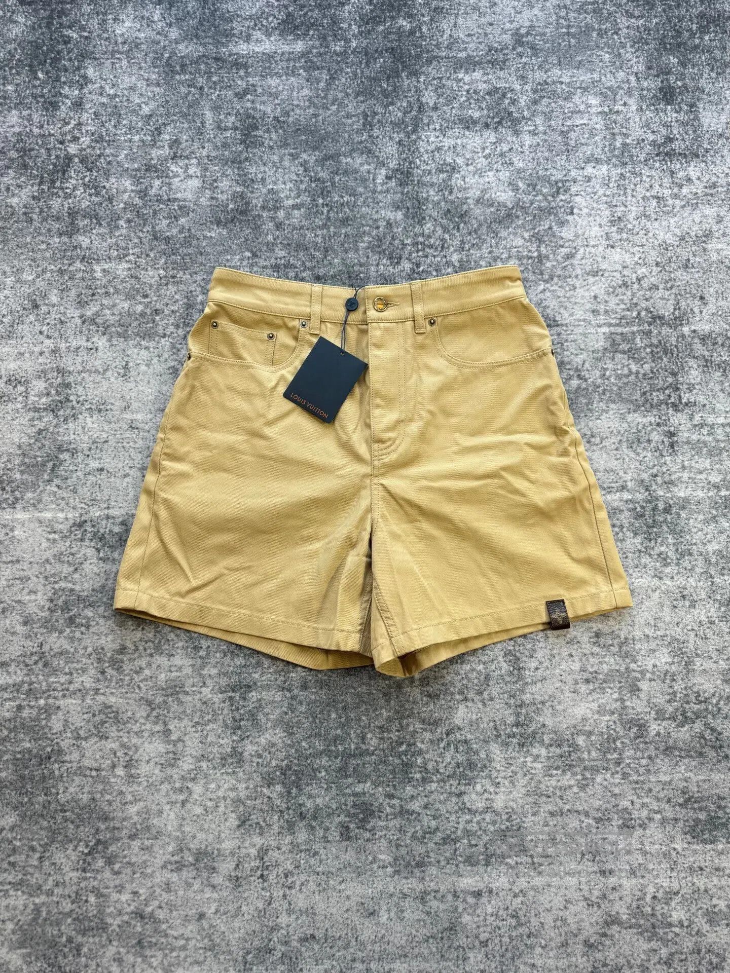 Louis Vuitton Louis Vuitton New Arrival Khaki Leather Patch Shorts| Size 39" - 1 Thumbnail