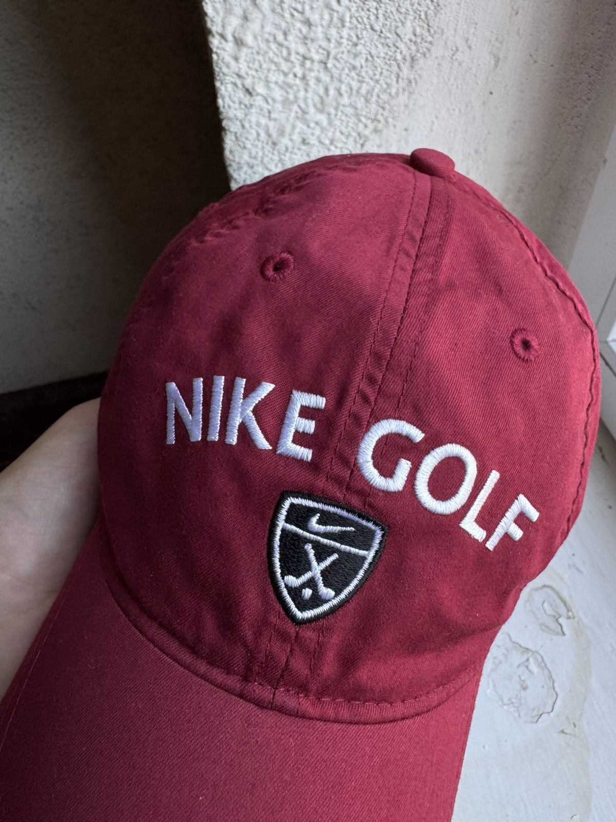 Nike Nike Golf Vintage Streetwear Cap Burgundy Y2K Size ONE SIZE - 3 Thumbnail