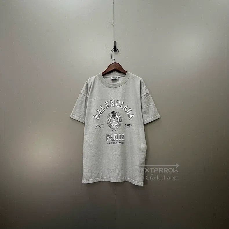 Balenciaga Balenciaga Crown Wheat Printed Logo Short Sleeve Size US M / EU 48-50 / 2 - 1 Thumbnail