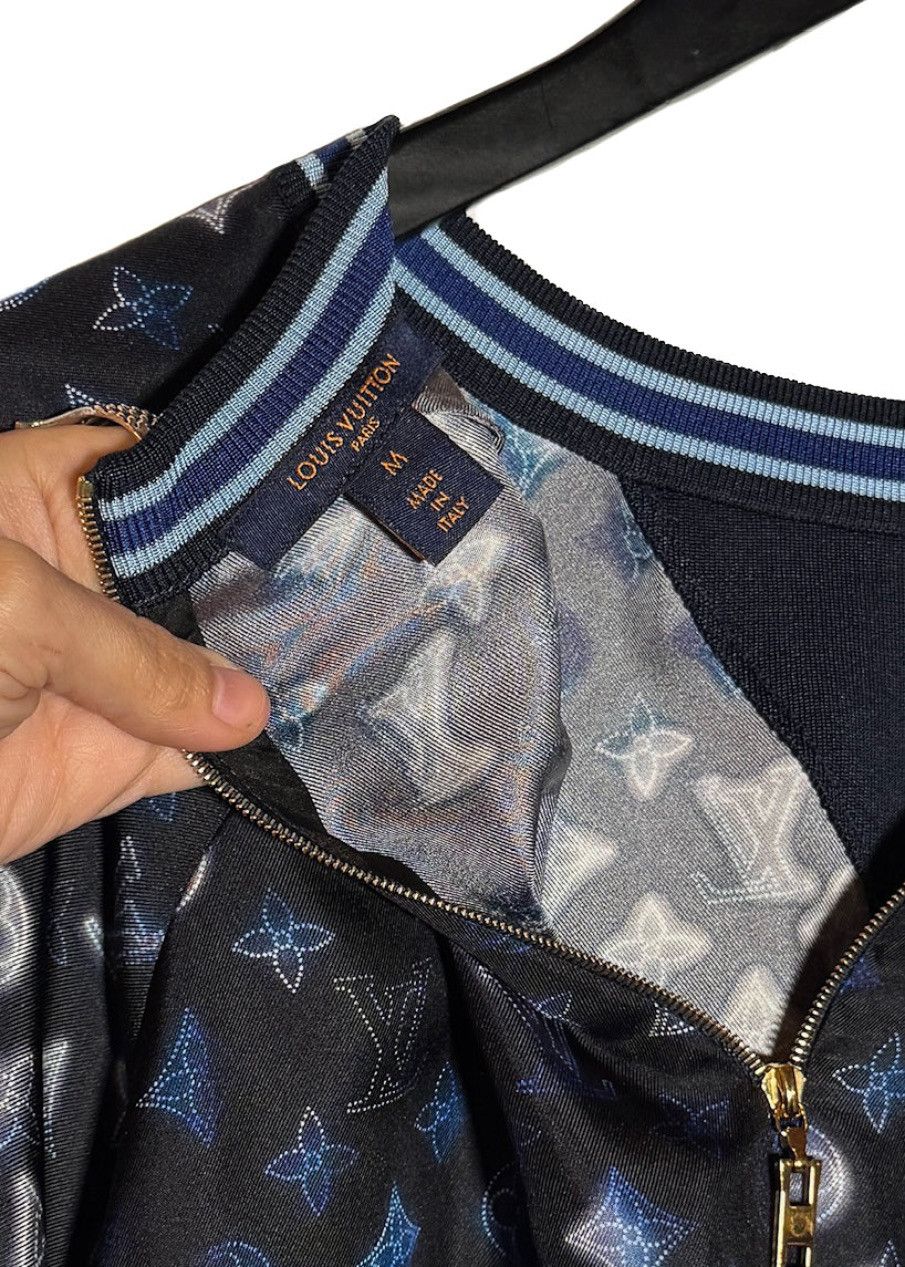 Louis Vuitton Louis Vuitton Blue Mahina Monogram Silk Sporty Sweater Size M / US 6-8 / IT 42-44 - 8 Thumbnail