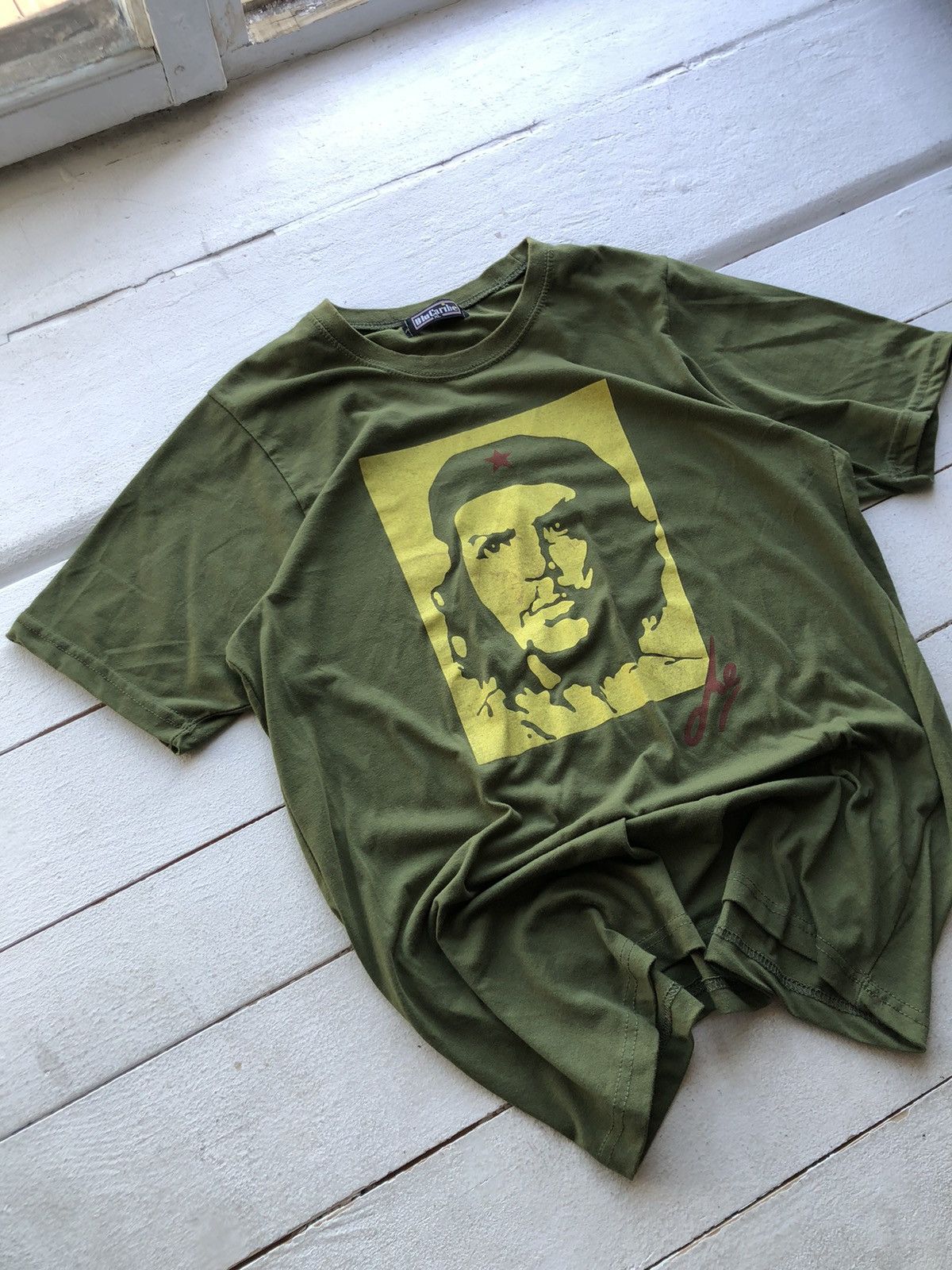 Vintage Very Vintage Y2K Ernesto Cheguevara 90s T Shirt Size US XL / EU 56 / 4 - 1 Thumbnail