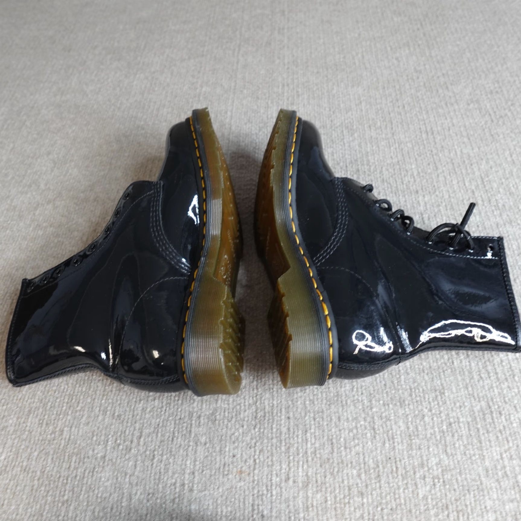 Dr. Martens Dr. Martens Boots Womens 9 Black Solid Patent Leather 8 Eye 1460 Size US 9 / IT 39 - 2 Thumbnail
