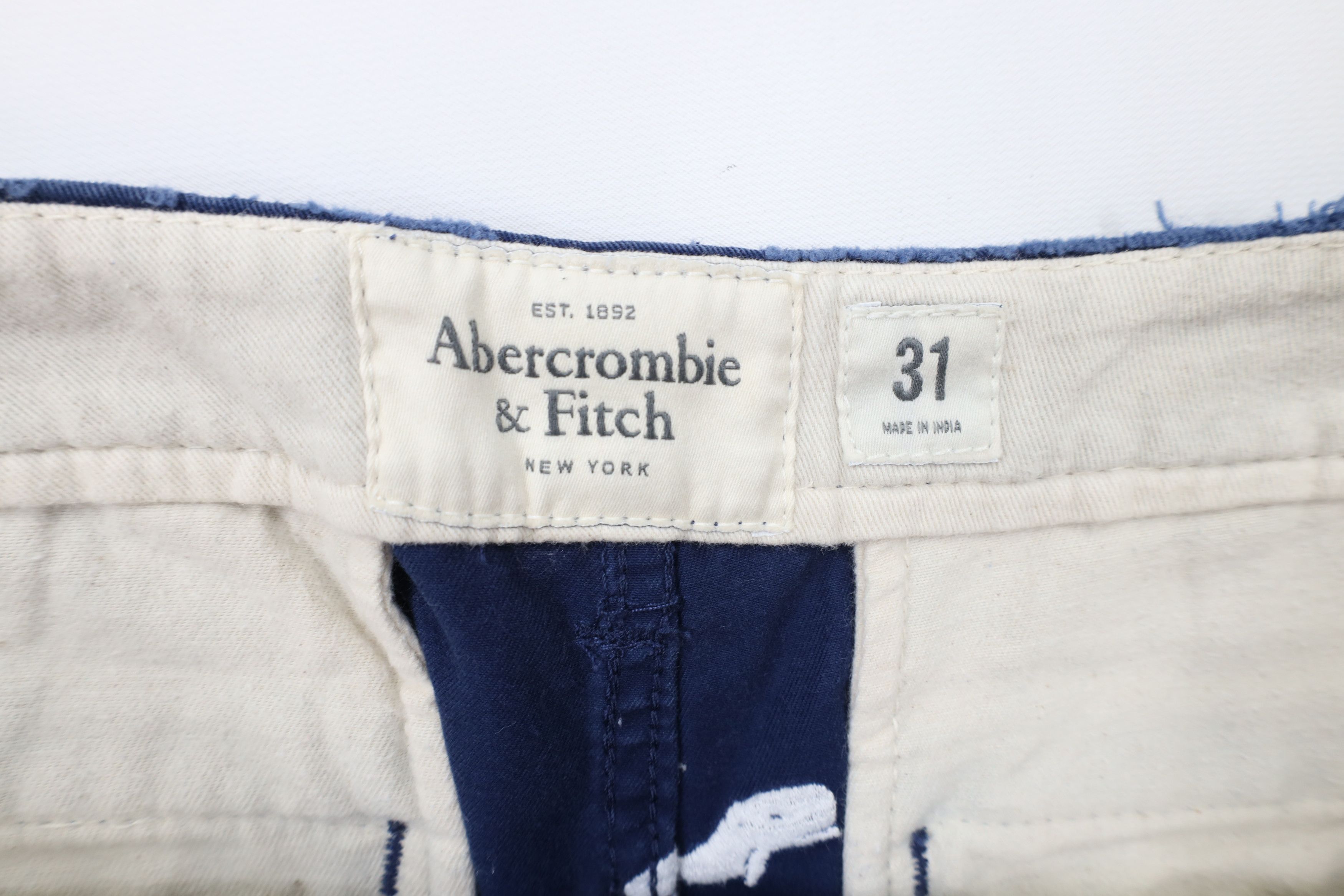Abercrombie & Fitch × Vintage Vintage Y2K Abercrombie & Fitch Button Fly Above Knee Shorts Size US 31 - 8 Thumbnail